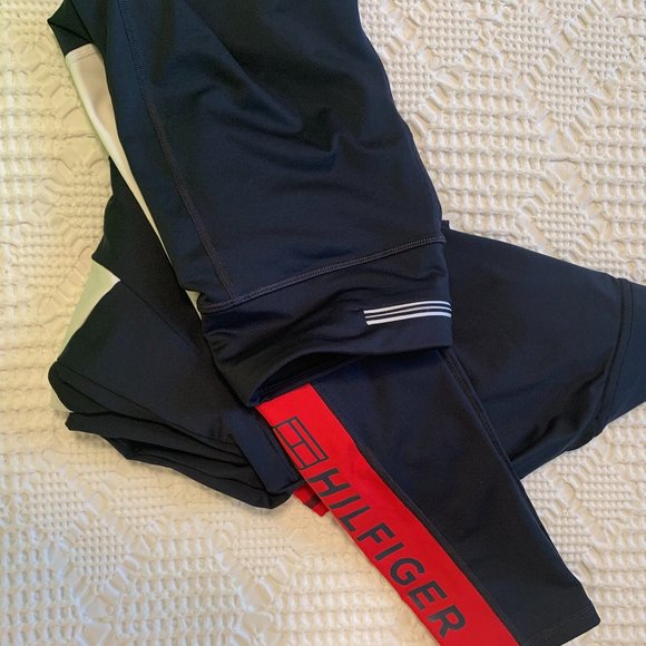 Track Suite - Picture 11 of 11